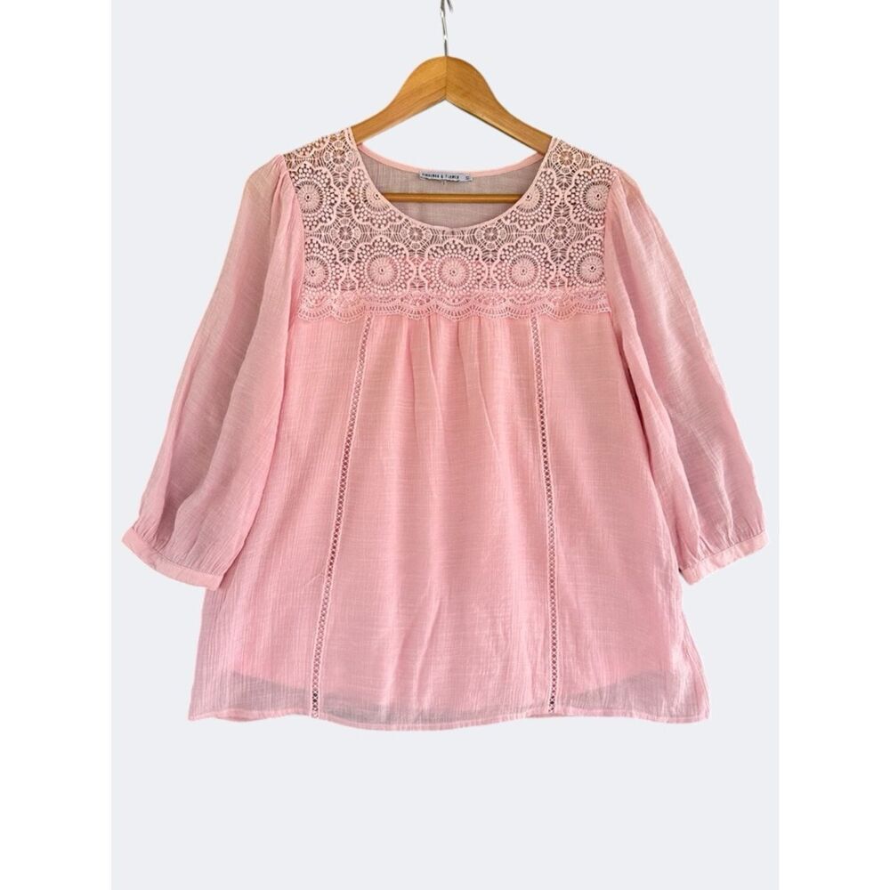 🎉5 for $45🎉Figueroa flower top blouse shirt size S